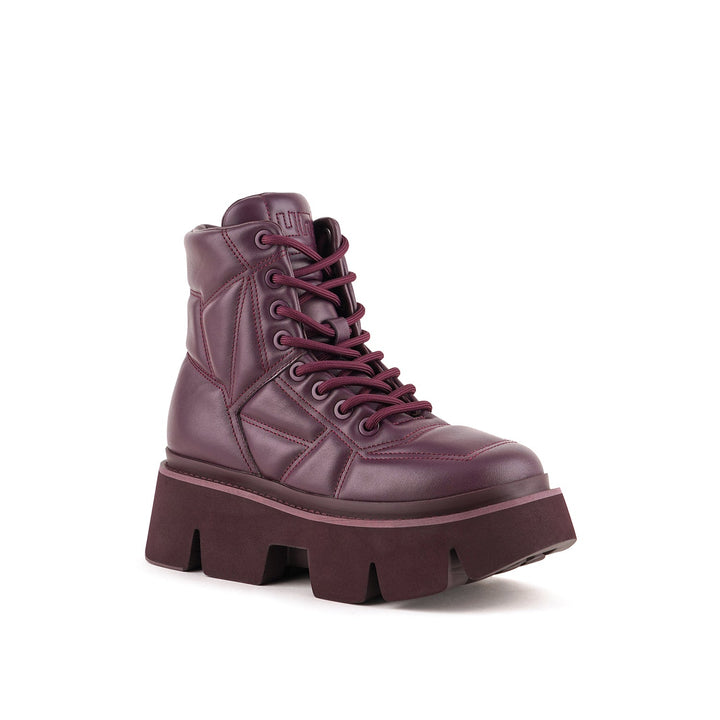 stomper puffy combat fig 2 angle out
