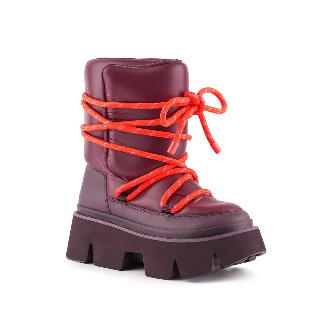 stomper snow boot cherry mix 2 angle out