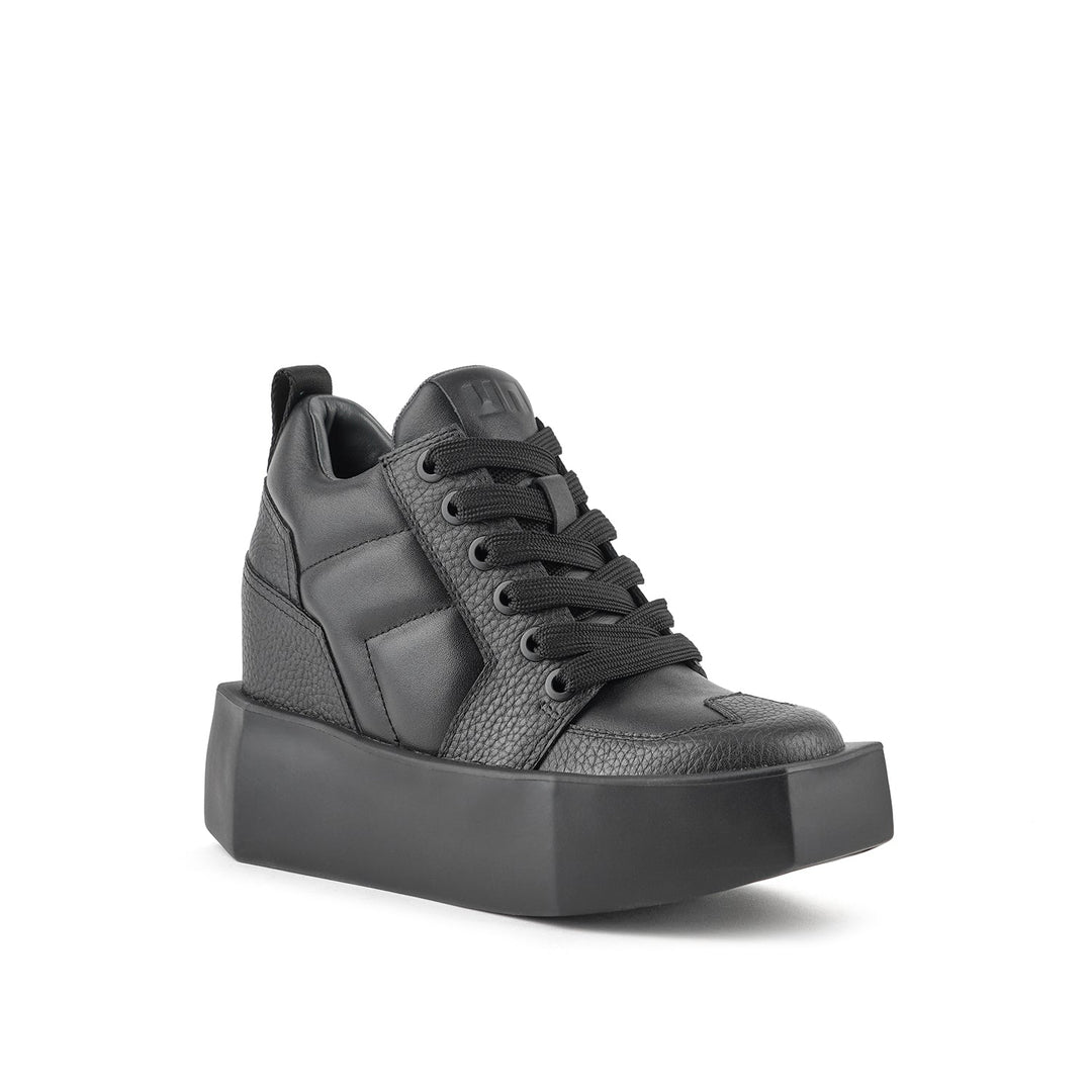 stone court mid black 2 angle out