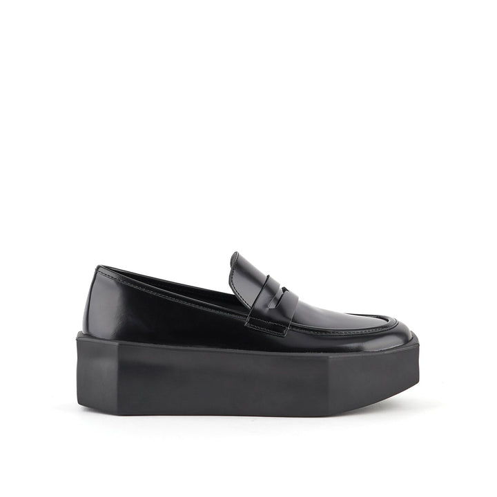 stone loafer lo black 1 outside