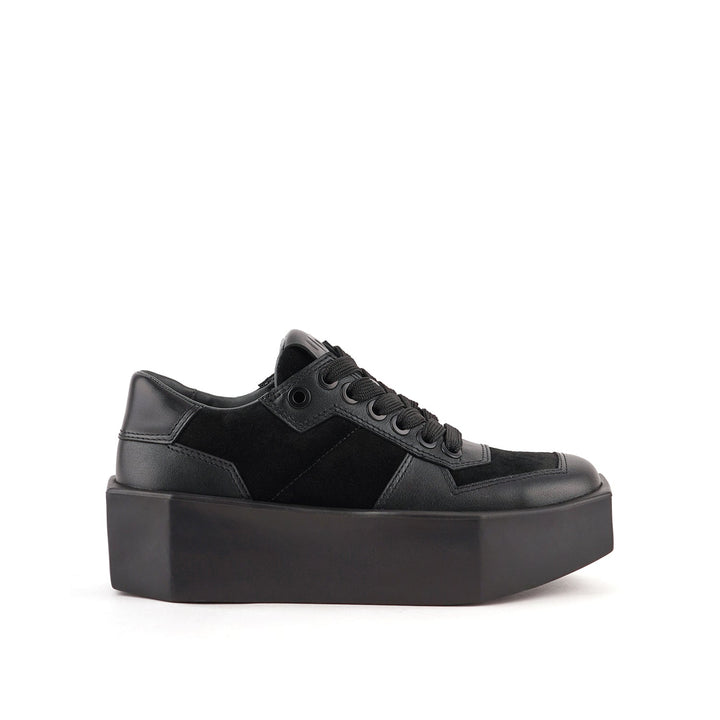 stone sneaker lo black 1 outside