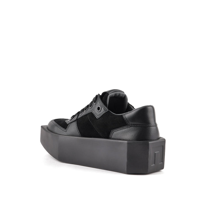 stone sneaker lo black 4 angle in