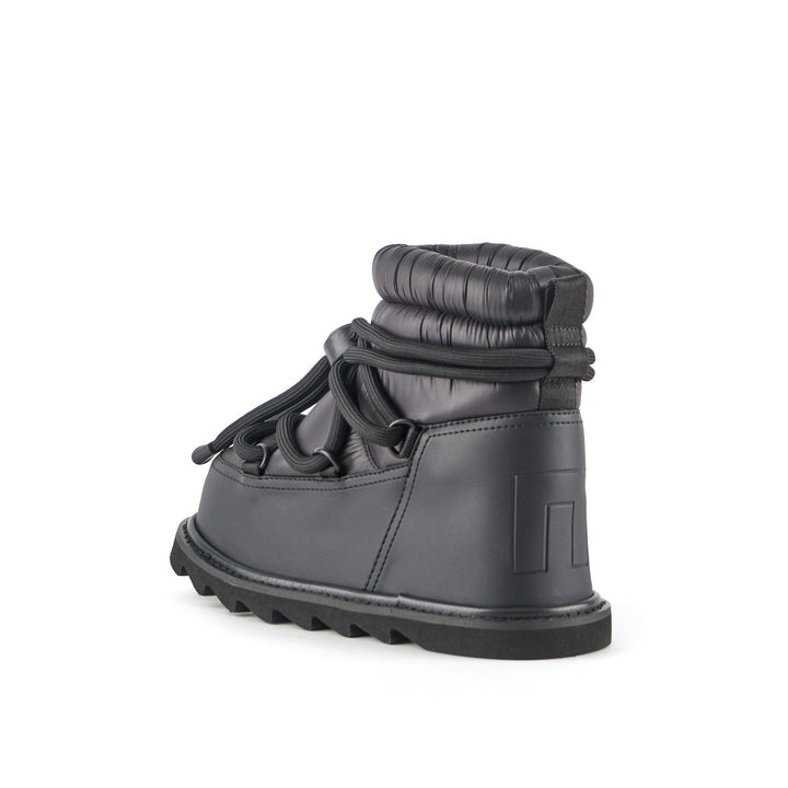 zembla artic womens black 4 angle in view