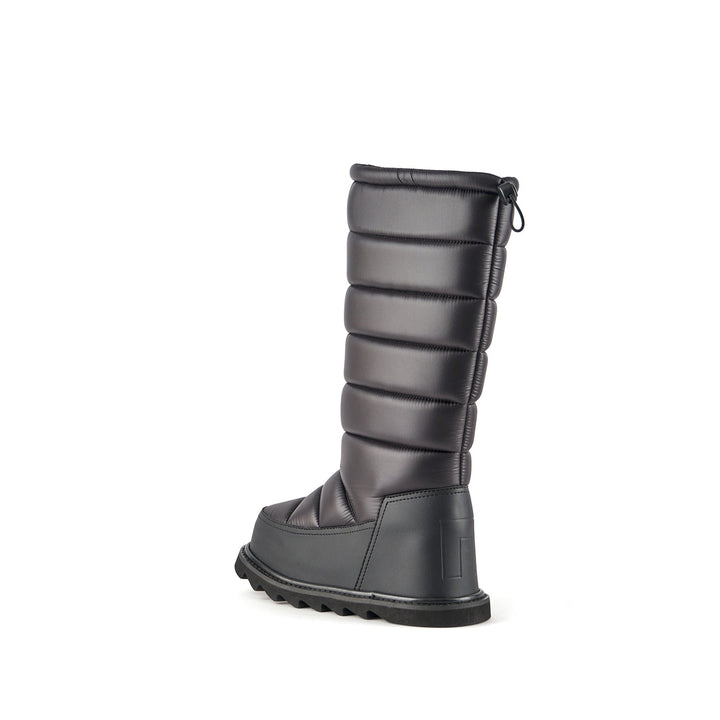 zembla bubble boot black 4 angle in view