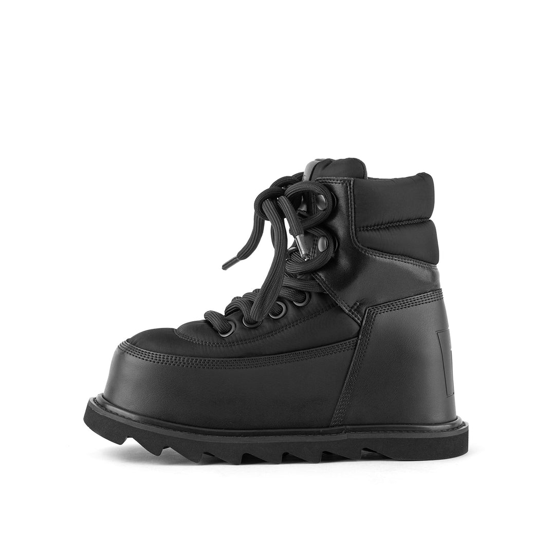 zembla peak black 3 inside view