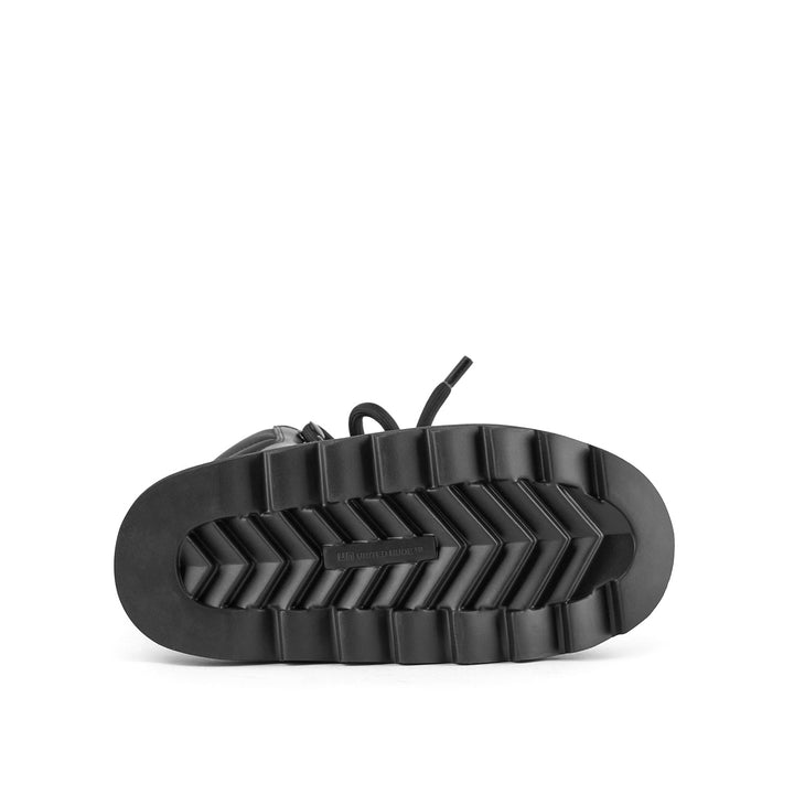 zembla peak black 6 bottom view