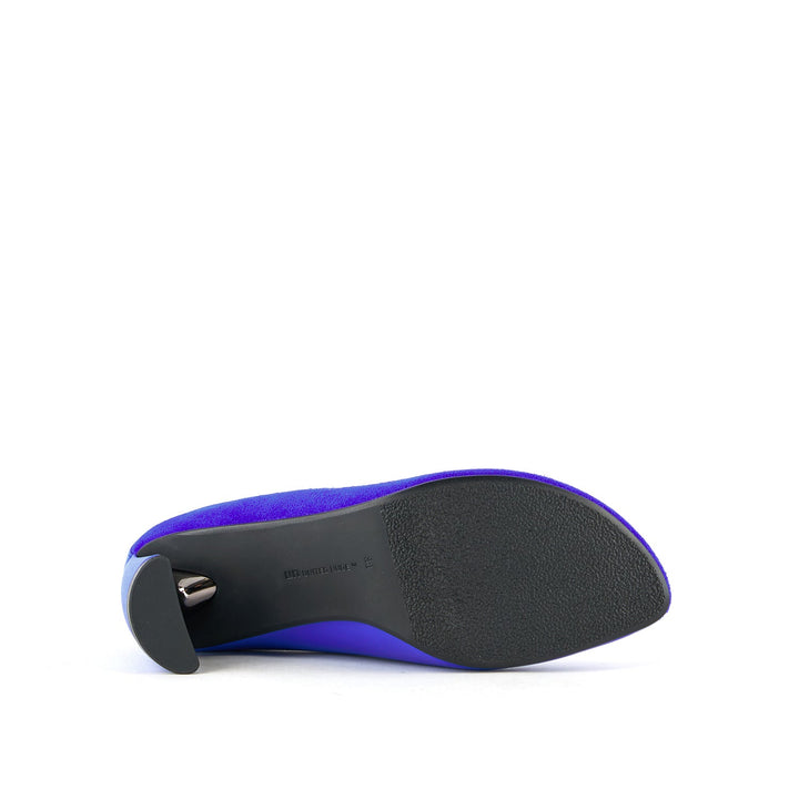 zuma dana mid dazzling blue 6 bottom view