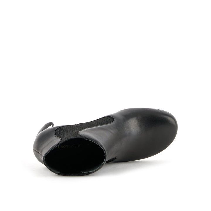 zuma flow mid black 5 top view