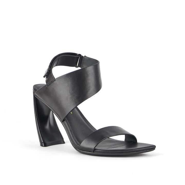 zuma sandal hi black 2 angle out view