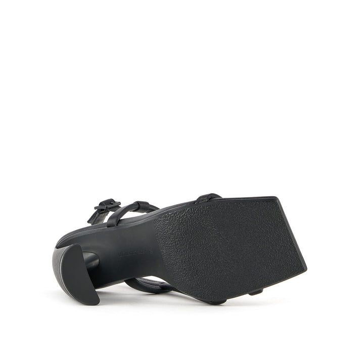 zuma strappy hi black 6 bottom