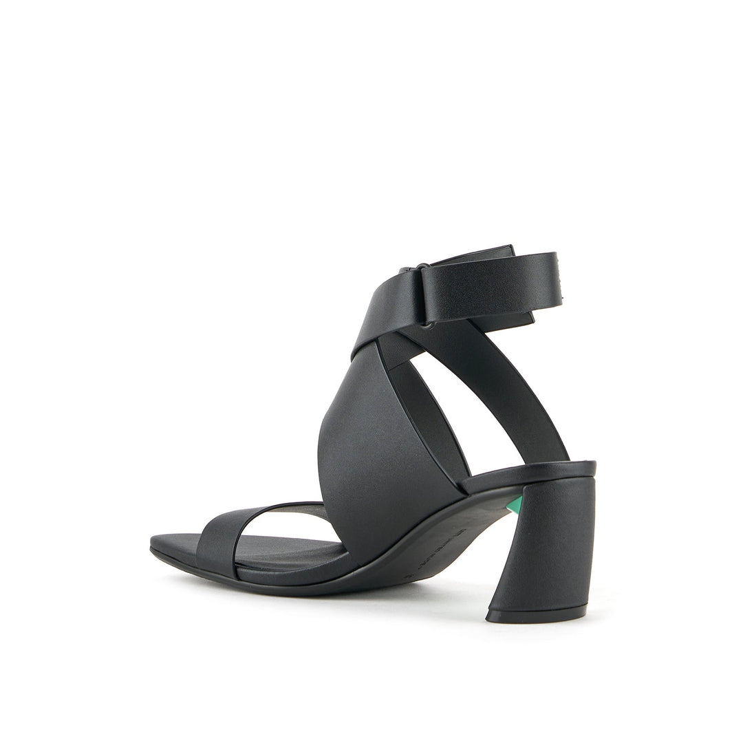 zuma way mid black 4 angle in