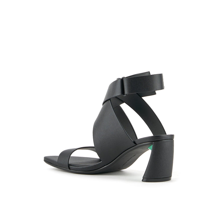 zuma way mid black 4 angle in